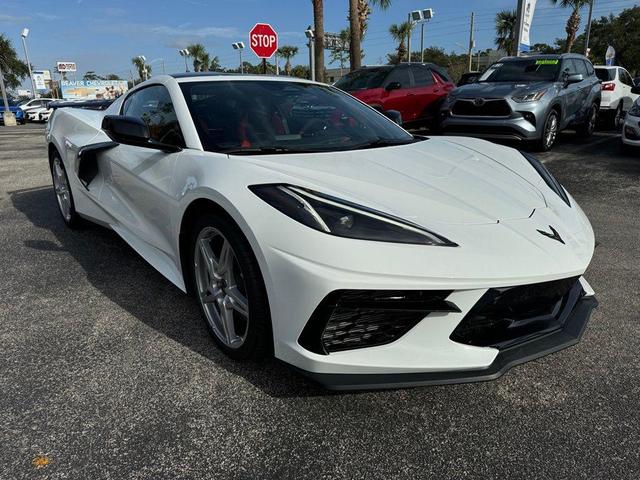 Photo of 2025 Arctic White Chevrolet Corvette