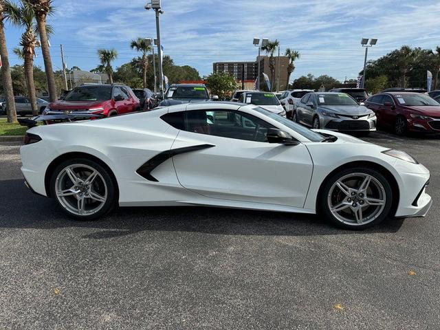 Photo of 2025 Arctic White Chevrolet Corvette