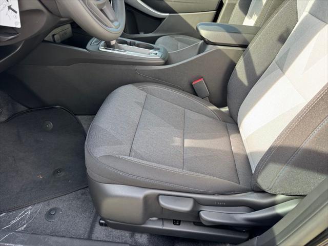 Photo of 2025 Mosaic Black Metallic Chevrolet Trax