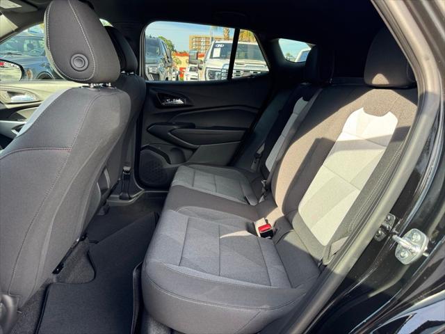 Photo of 2025 Mosaic Black Metallic Chevrolet Trax