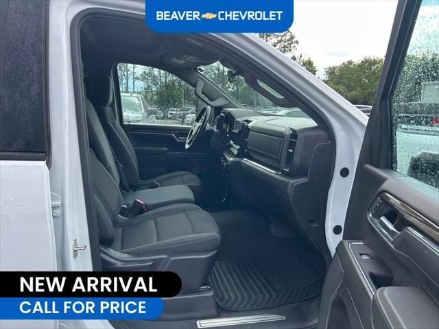 Photo of 2024 Summit White Chevrolet Silverado 3500
