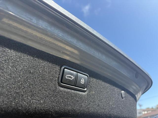 Photo of 2015 Empire State Gray Hyundai Genesis