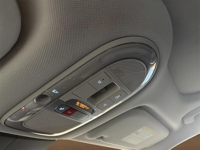 Photo of 2025 White Hyundai IONIQ 5