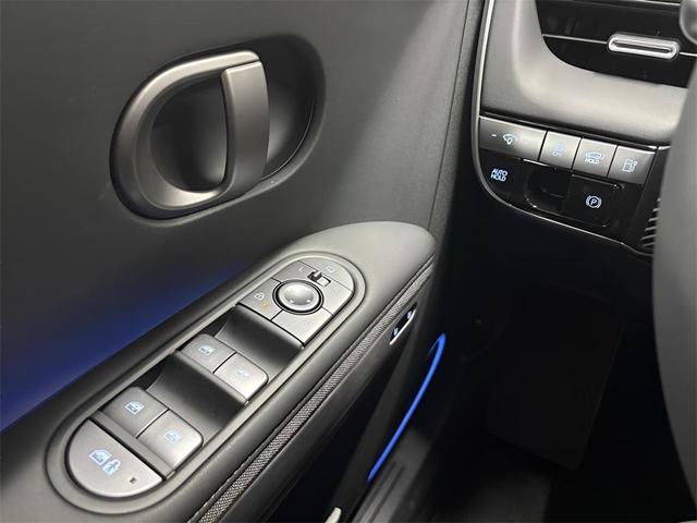 Photo of 2025 White Hyundai IONIQ 5