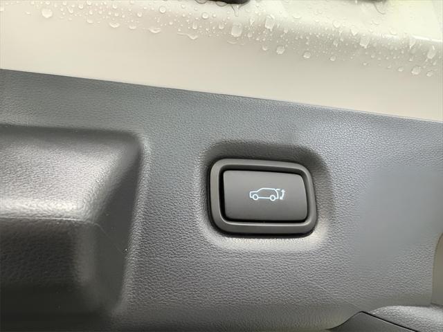 Photo of 2025 Atlas White Hyundai IONIQ 5