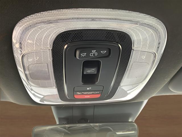 Photo of 2023 Fluid Metal Hyundai ELANTRA