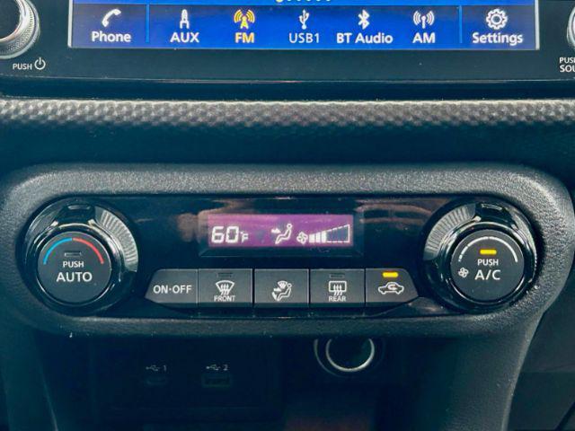 Photo of 2021 Boulder Gray Pearl Nissan Kicks