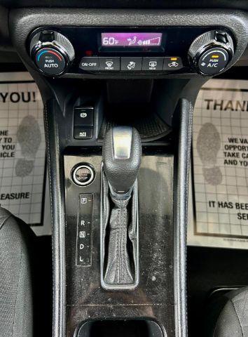 Photo of 2021 Boulder Gray Pearl Nissan Kicks