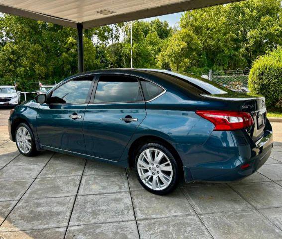 Photo of 2017 Graphite Blue Nissan Sentra
