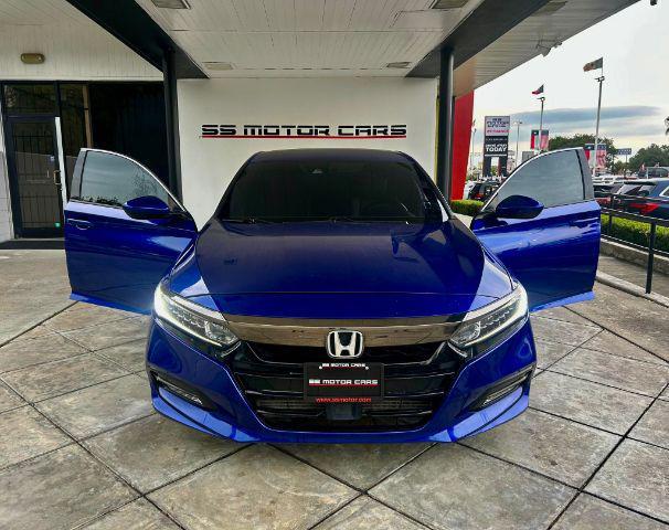 Photo of 2019 Still Night Pearl Honda Accord