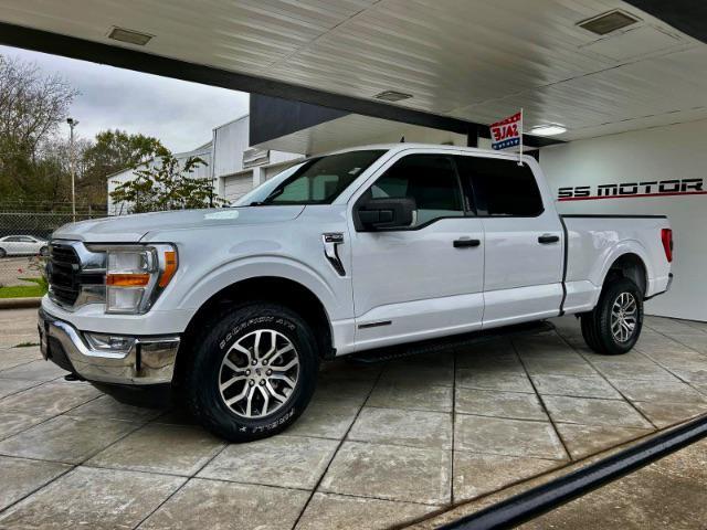 Photo of 2021 Oxford White Ford F-150