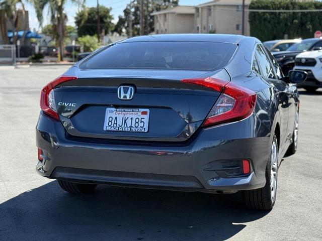 Photo of 2017 Modern Steel Metallic Honda Civic