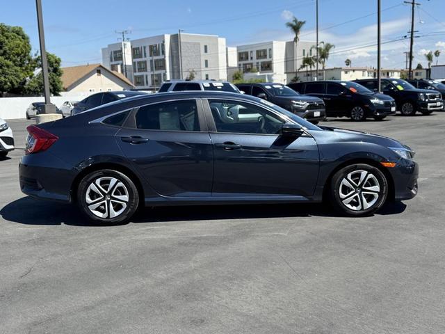 Photo of 2017 Modern Steel Metallic Honda Civic