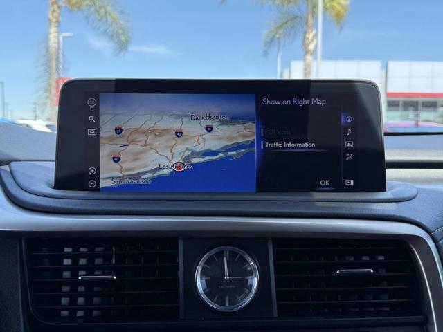 Photo of 2022 Ultra White Lexus RX 450h