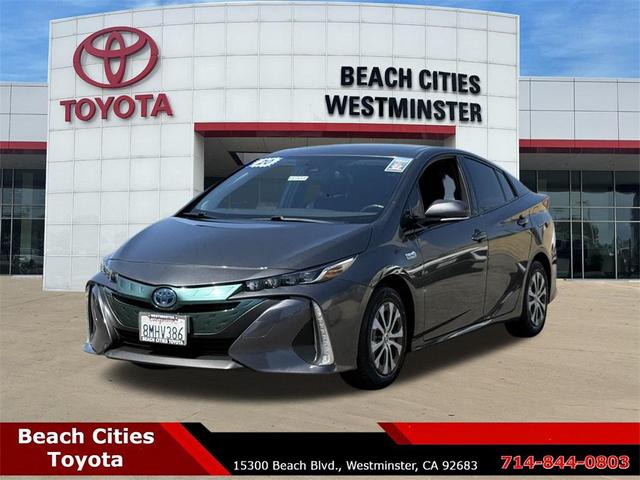Photo of 2020 Gray Toyota Prius Prime