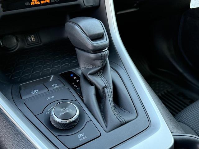 Photo of 2025 Gray Toyota RAV4 Hybrid