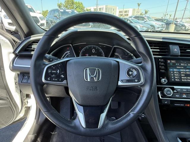 Photo of 2019 Platinum White Pearl Honda Civic