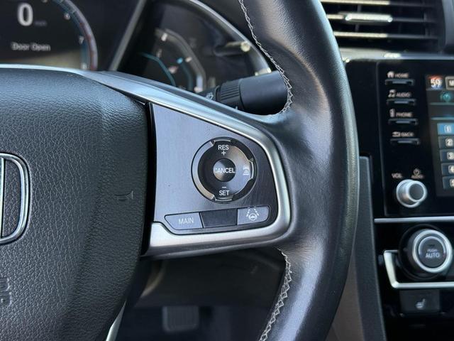 Photo of 2019 Platinum White Pearl Honda Civic
