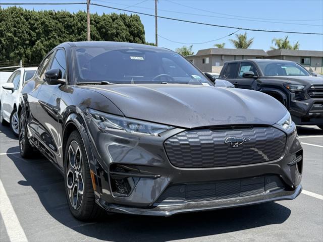 2022 Ford Mustang Mach-e