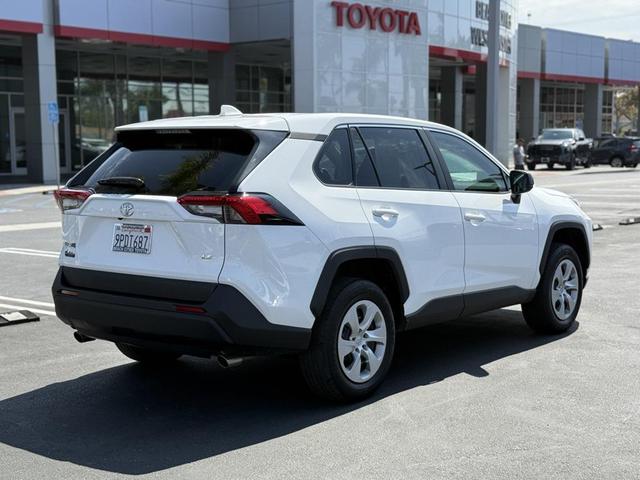 Photo of 2023 Ice Cap Toyota RAV4