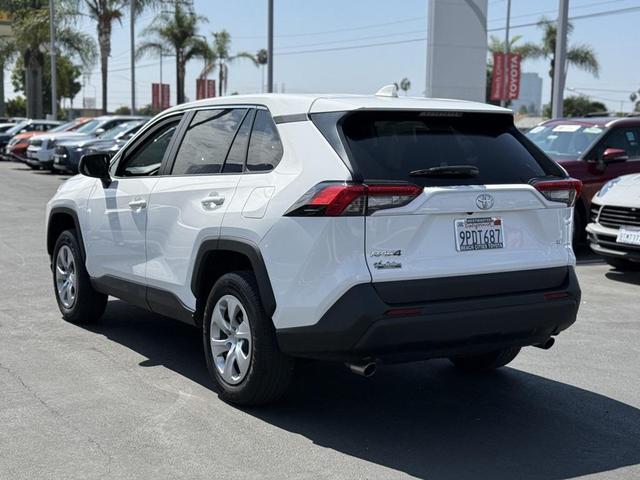 Photo of 2023 Ice Cap Toyota RAV4