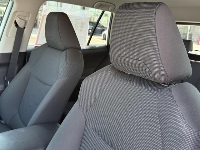 Photo of 2023 Ice Cap Toyota RAV4