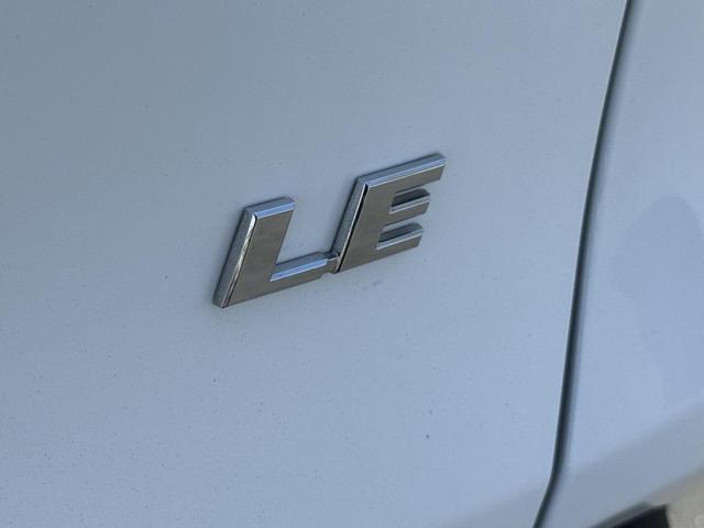 Photo of 2023 Ice Cap Toyota RAV4