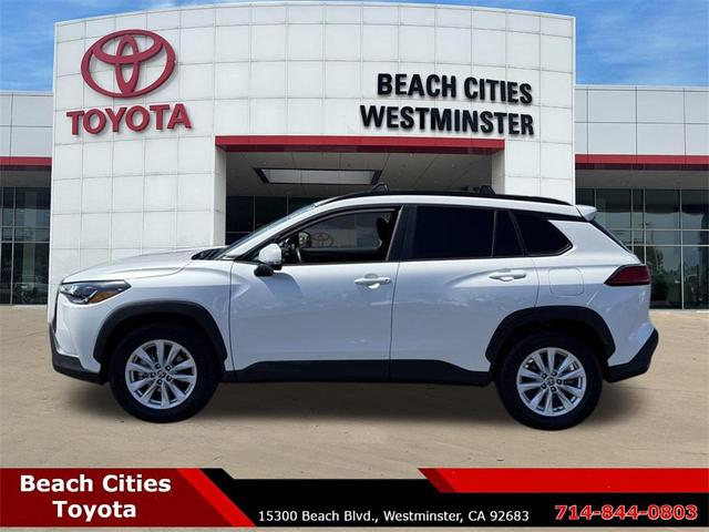 Photo of 2022 Wind Chill Pearl Toyota Corolla Cross