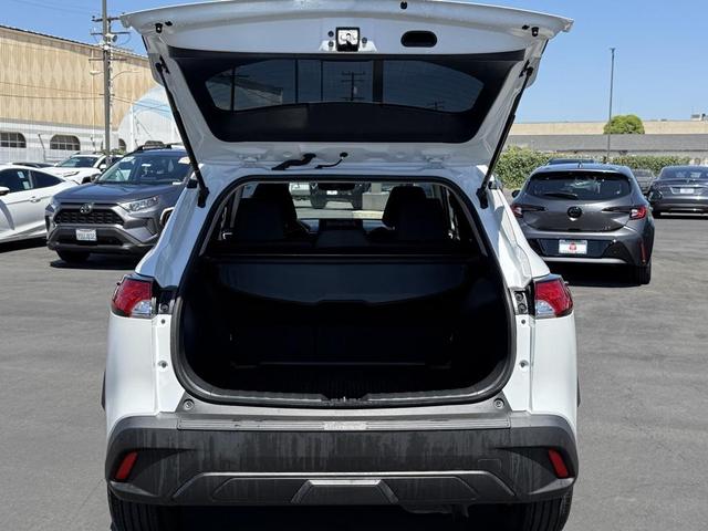 Photo of 2022 Wind Chill Pearl Toyota Corolla Cross