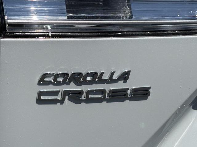 Photo of 2022 Wind Chill Pearl Toyota Corolla Cross