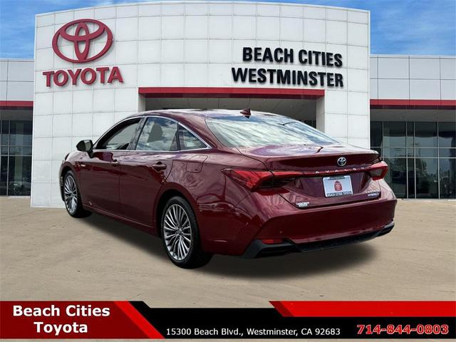 Photo of 2020 Ruby Flare Pearl Toyota Avalon Hybrid