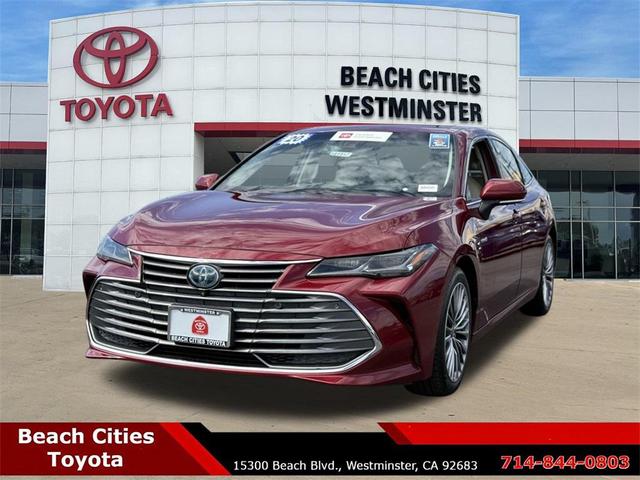 Photo of 2020 Ruby Flare Pearl Toyota Avalon Hybrid