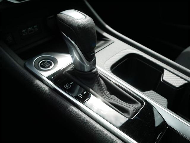 Photo of 2025 Black Nissan Sentra