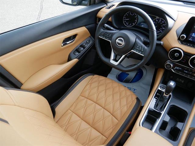 Photo of 2024 Black Nissan Sentra