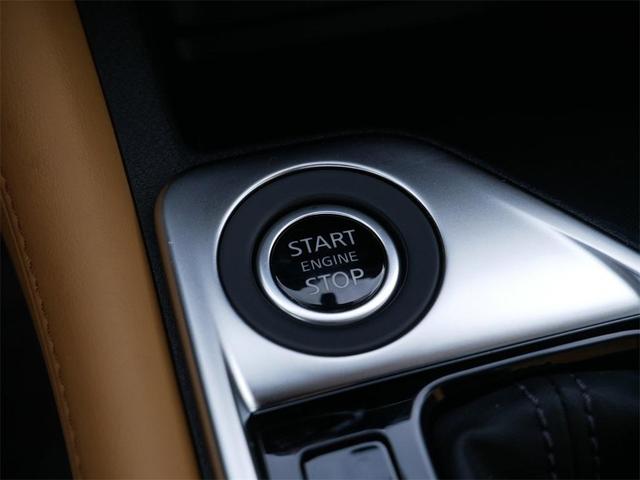 Photo of 2024 Black Nissan Sentra