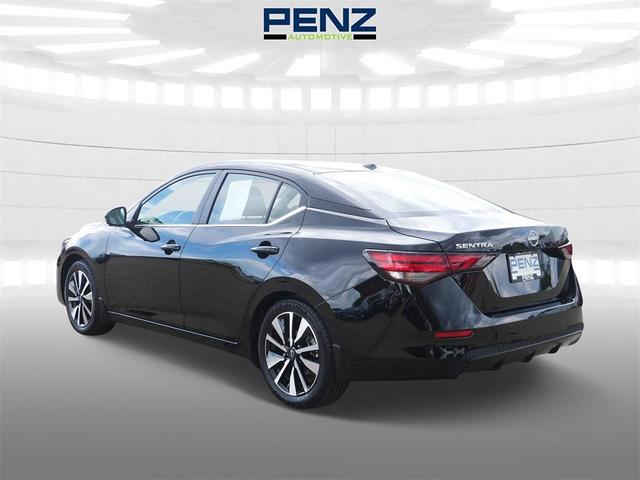 Photo of 2024 Black Nissan Sentra