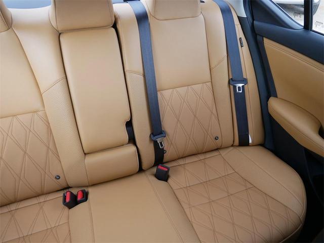 Photo of 2024 Black Nissan Sentra