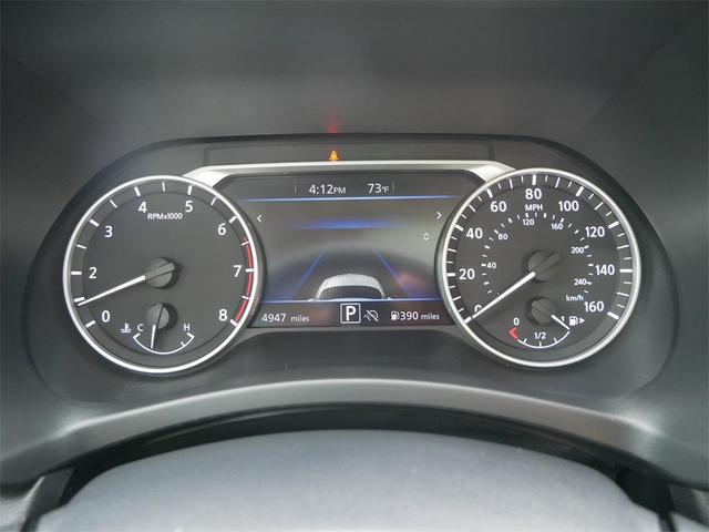 Photo of 2024 Black Nissan Sentra