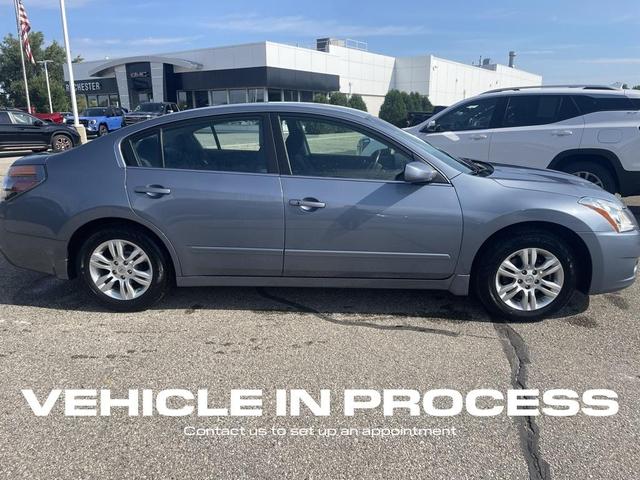 Photo of 2012 Ocean Gray Metallic Nissan Altima