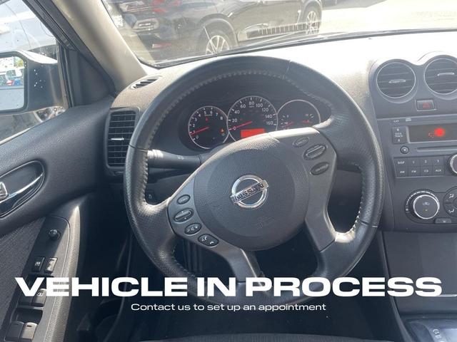 Photo of 2012 Ocean Gray Metallic Nissan Altima