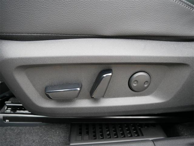Photo of 2025 Champagne Silve Nissan Rogue