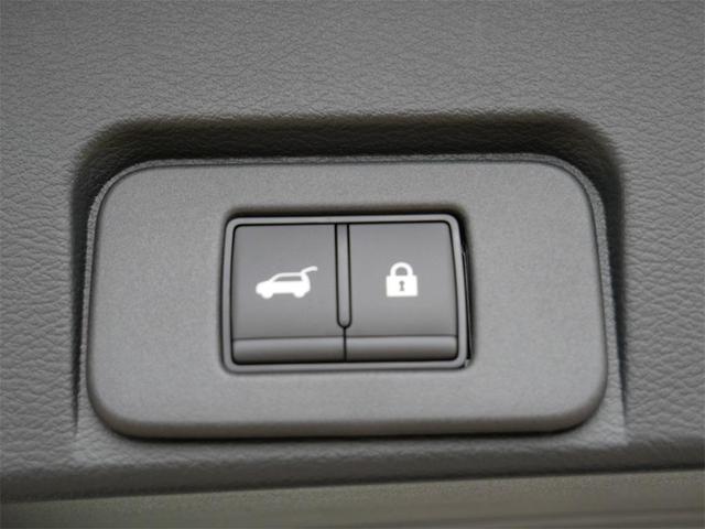 Photo of 2025 Champagne Silve Nissan Rogue