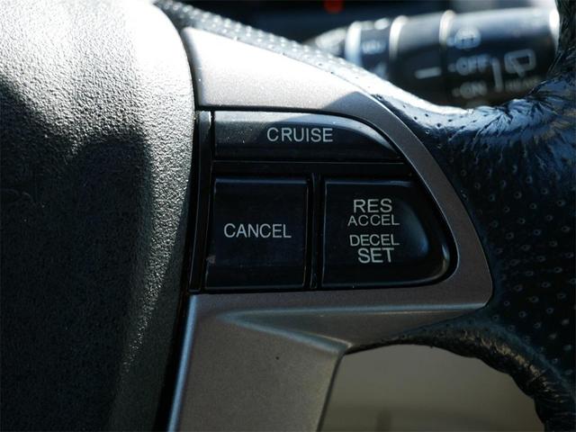 Photo of 2016 White Honda Odyssey