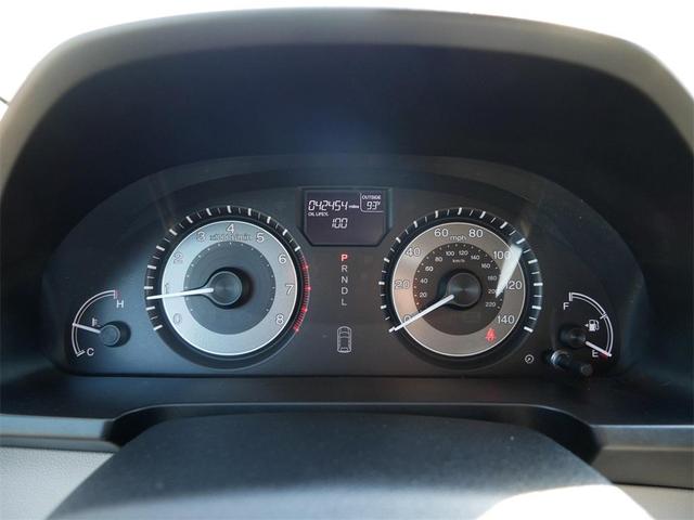 Photo of 2016 White Honda Odyssey