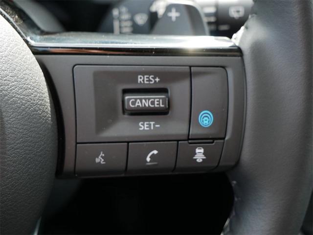 Photo of 2024 Black Nissan Rogue