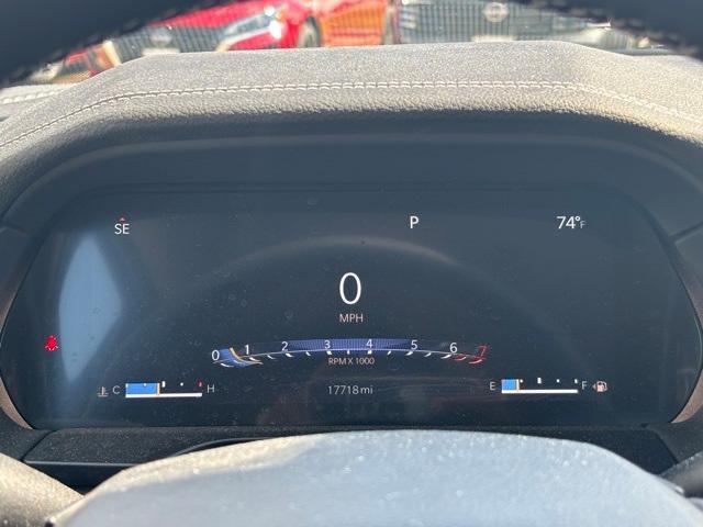 Photo of 2023 Metallic Jeep Grand Cherokee L