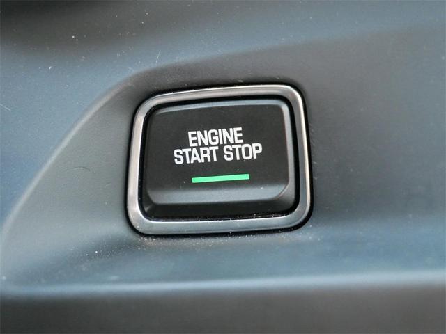Photo of 2023 Summit White Chevrolet Camaro