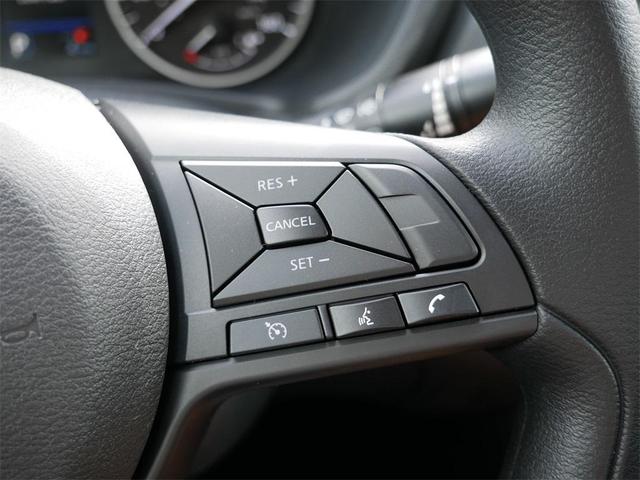 Photo of 2025 Cloud White Nissan Sentra