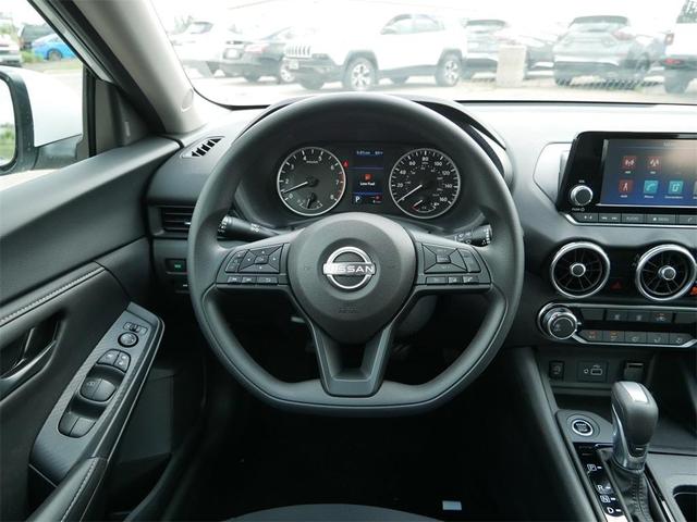Photo of 2025 Cloud White Nissan Sentra