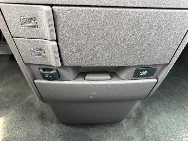 Photo of 2013 Silver Honda Odyssey